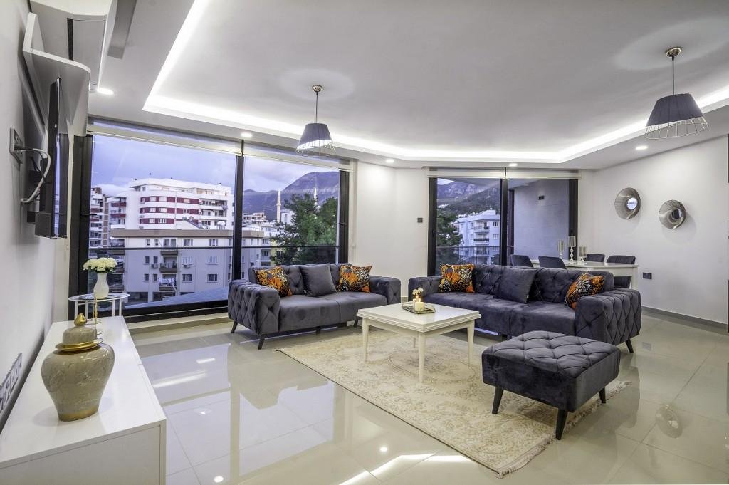 GİRNE MERKEZDE YÜKSEK KİRA GETİRİSİNE SAHİP HAZIR 2+1 ve 3+1 SATILIK DAİRELER